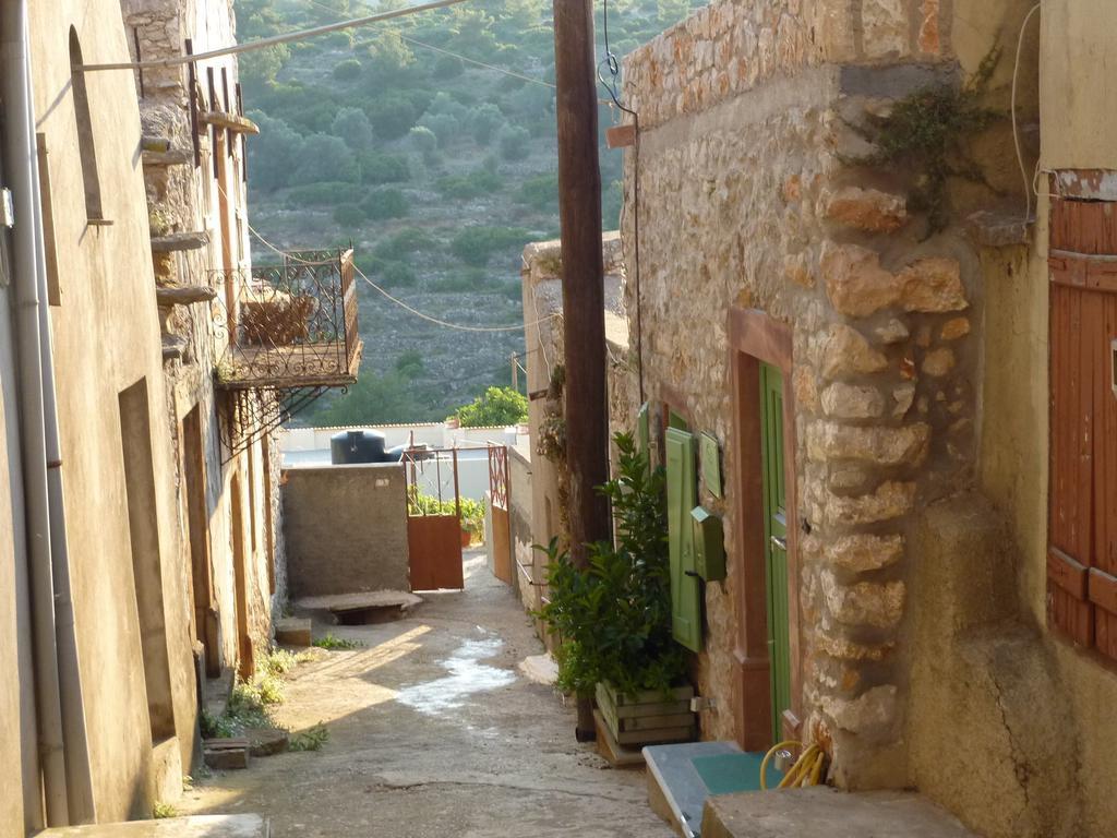 St. George Sykoussis Traditional Residence Agios Georgios Sykousis 객실 사진